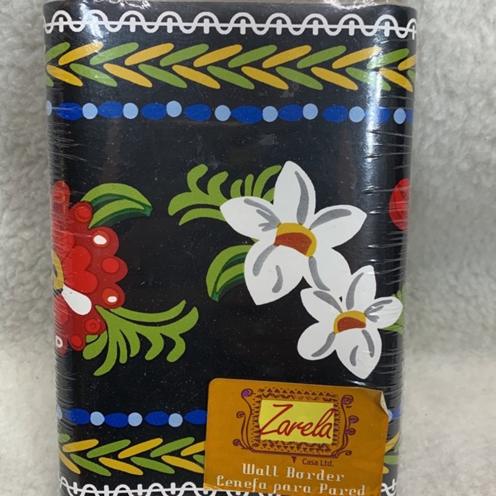 Home Trends Zarela wall border 18 ft PrePasted black flowers birds folk flowers